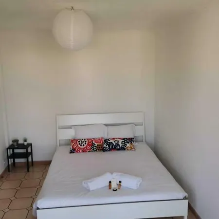 Διαμέρισμα Magnificent T3 Sea View *